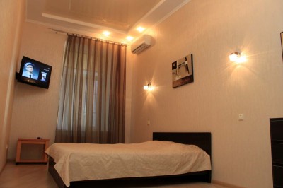 Rental apartment on Sobornaya square.